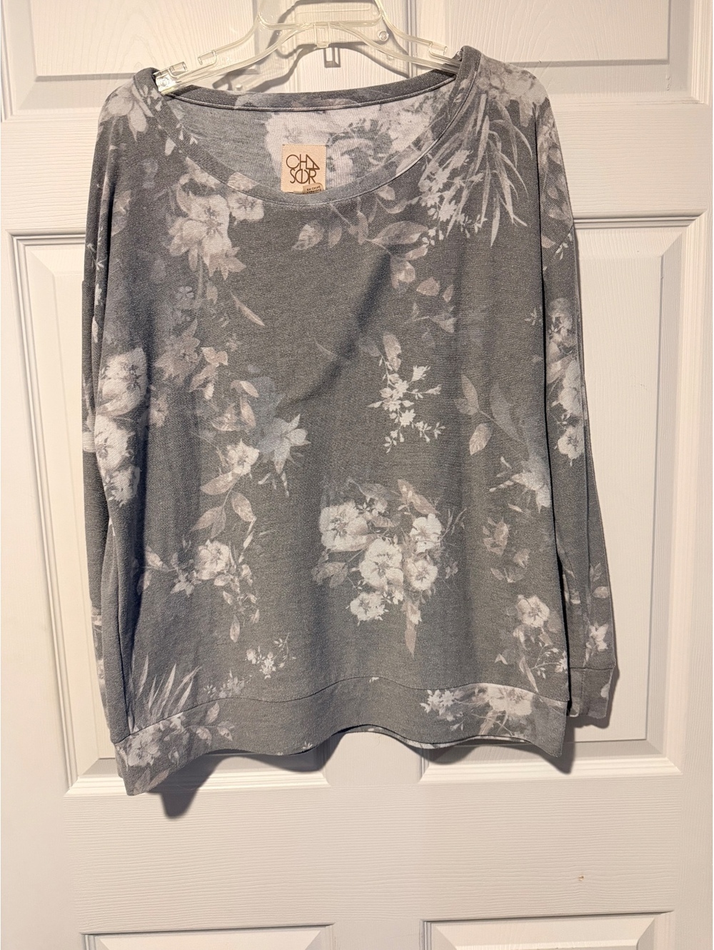 Gray floral long sleeve blouse
